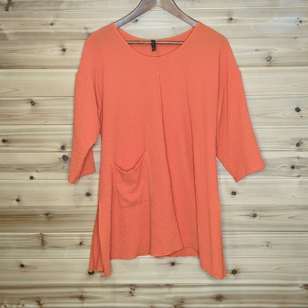 IC Connie K Top Womens Medium Orange Textured Blouse Art to‎ Wear Colorful